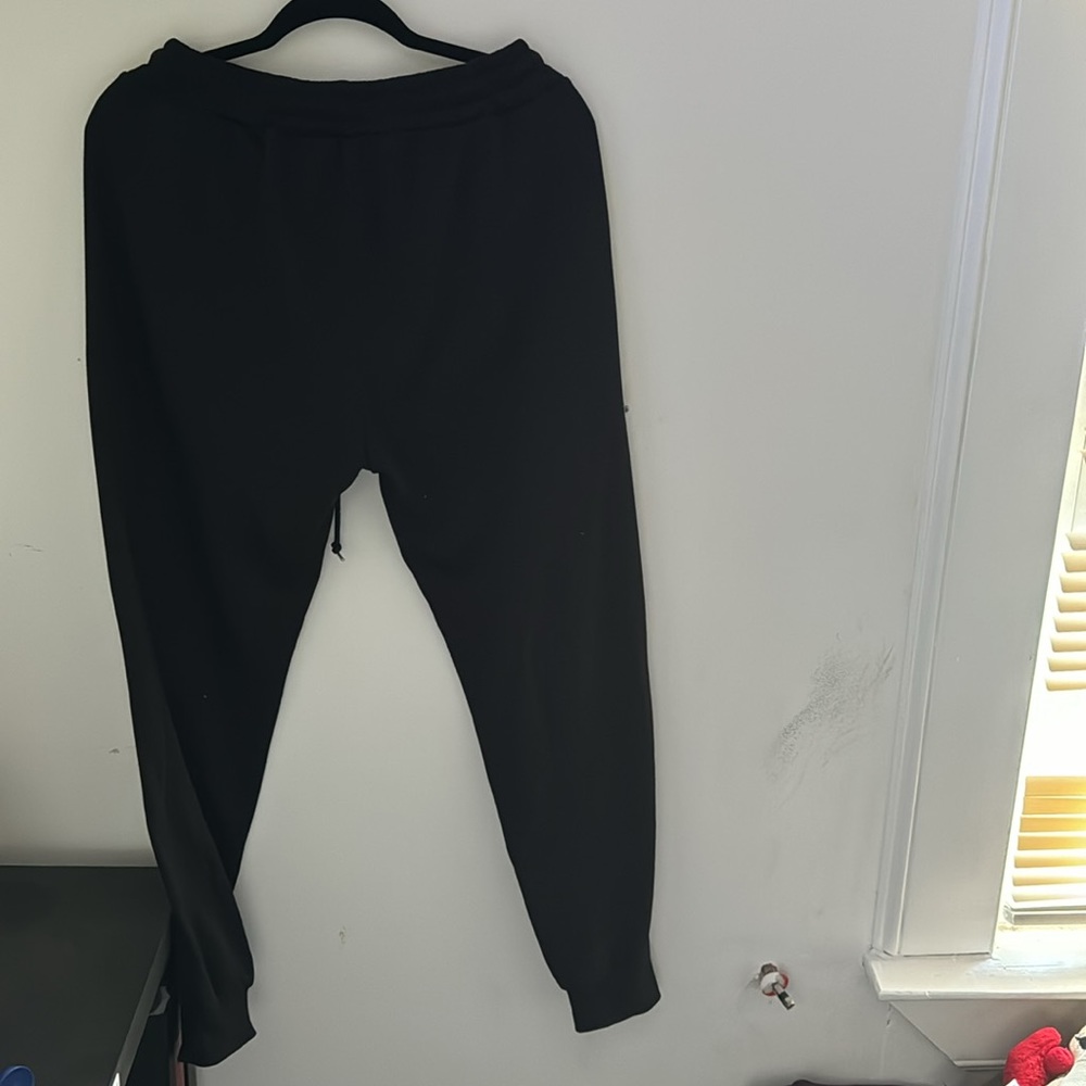 Romwe Sweats - Picture 2 of 2